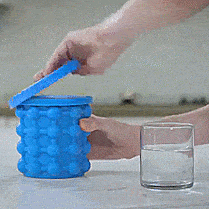 Forma cuburi gheata IceMaker | Set practic pentru cuburi rapide si uniforme | Material durabil si usor de folosit