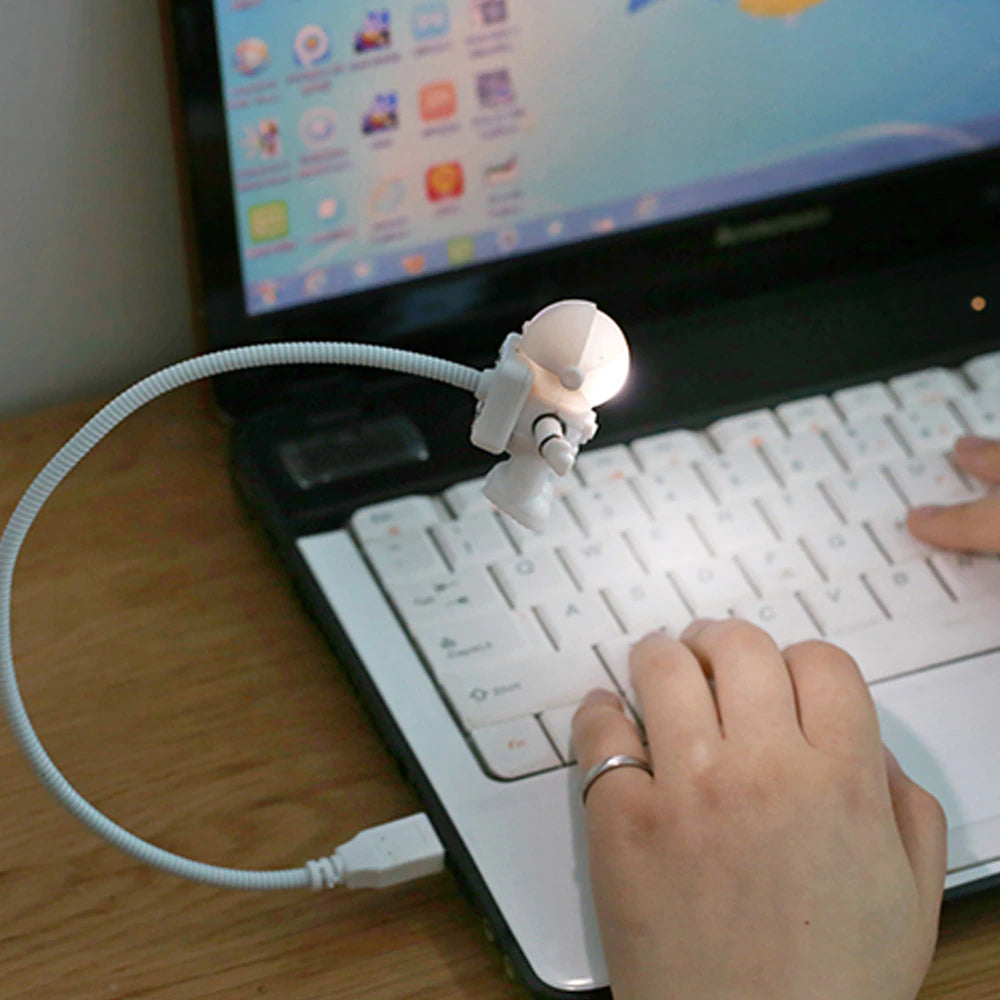 Lampa USB Astronaut cu LED reglabil
